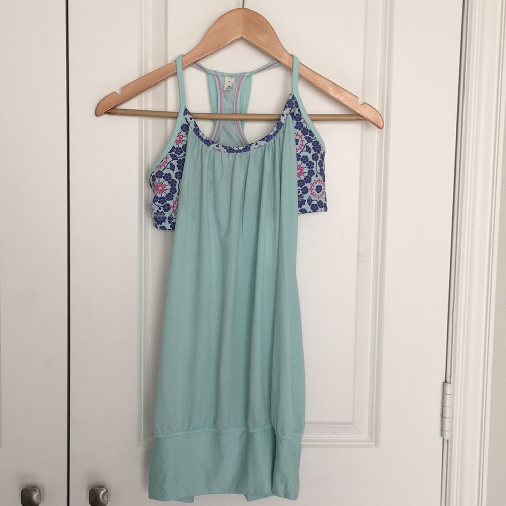 Lululemon Sports Bra Tank top Size 4